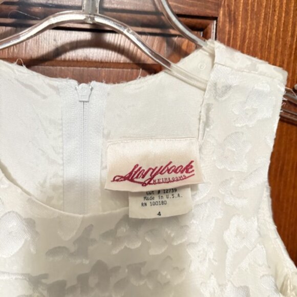 Storybook Heirloom matching Mom & daughter dresses.  Size 8 and Size 4 - Picture 4 of 4